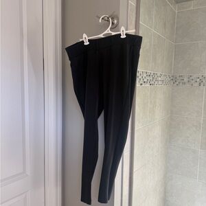 Lilly Pulitzer Travel Mia Leggings in Black Size XL with back pockets